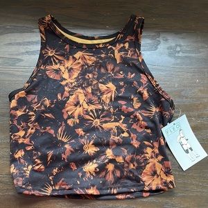 Fleo muscle tank